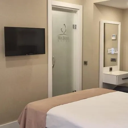 Hotel Mia Berre 4*