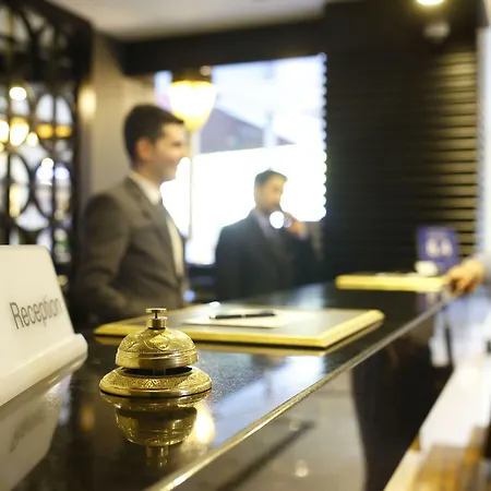 Mia Berre Hotel Istanboel