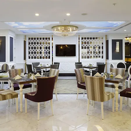 Hotel Mia Berre 4*