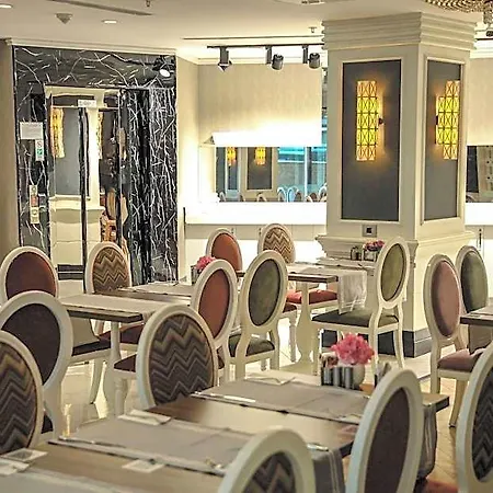 Mia Berre Hotel 4*