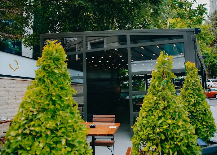 ميا باريه 4*