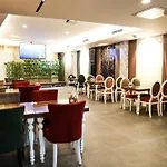 Mia Berre Hotel 4*