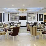 Hotel Mia Berre 4*