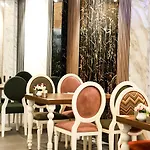 Mia Berre Hotel 4*